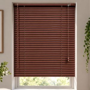 hstar-60x90-wdgrn-blinds-mahogany